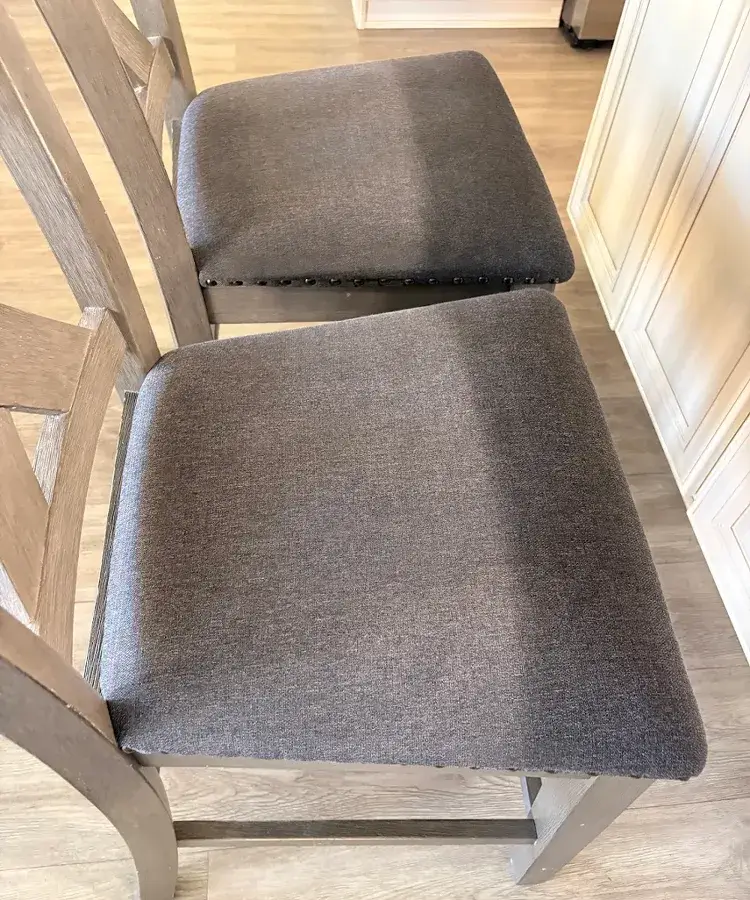 Upholstery Cleaning in Wildomar 8 Before and after comparison of pet dander removal with upholstery cleaning in wildomar on fabric chairs